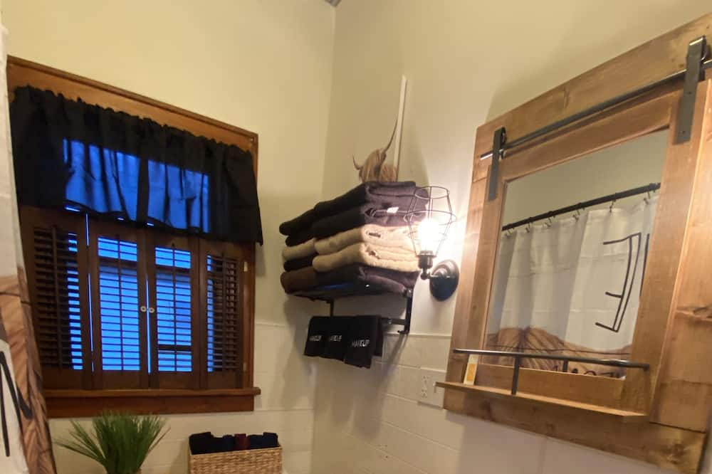 Photo of Bathroom in Haviland