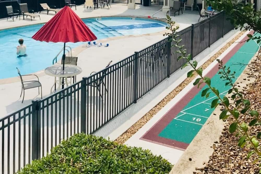 Photo of Outdoor in Hollister