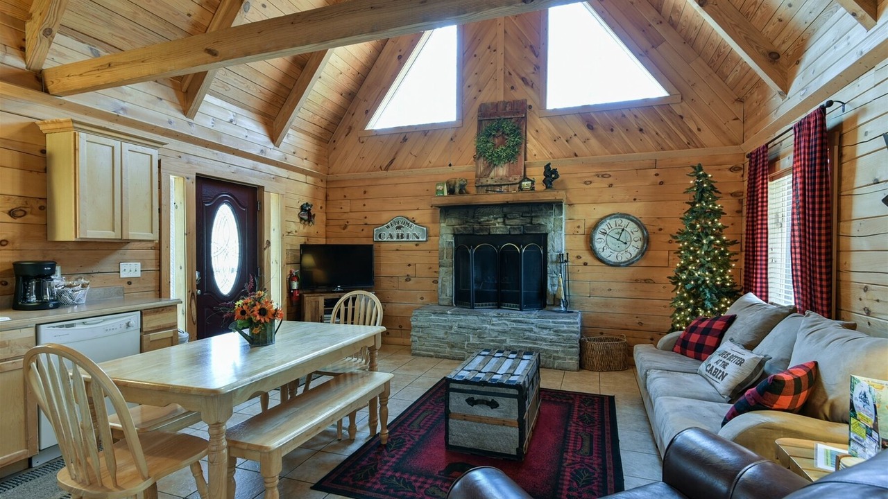 Photo of Livingroom in Branson Cedars