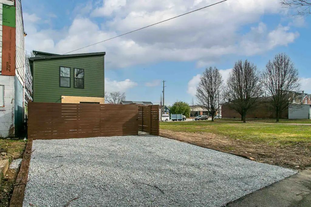 Photo of Outdoor in Phoenix Hill