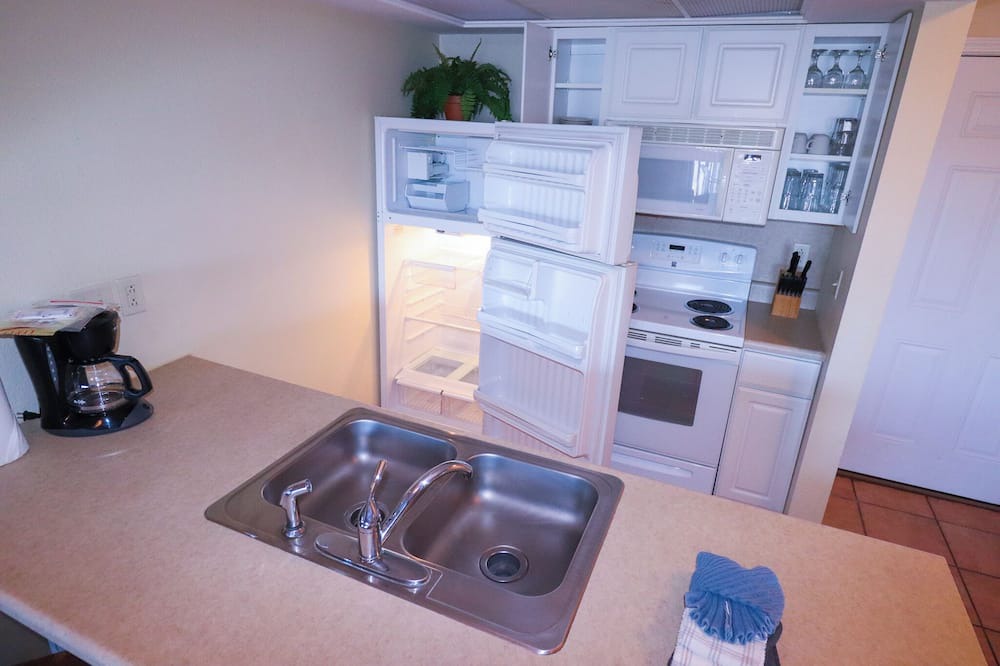 Photo of Kitchen in Kimberling City