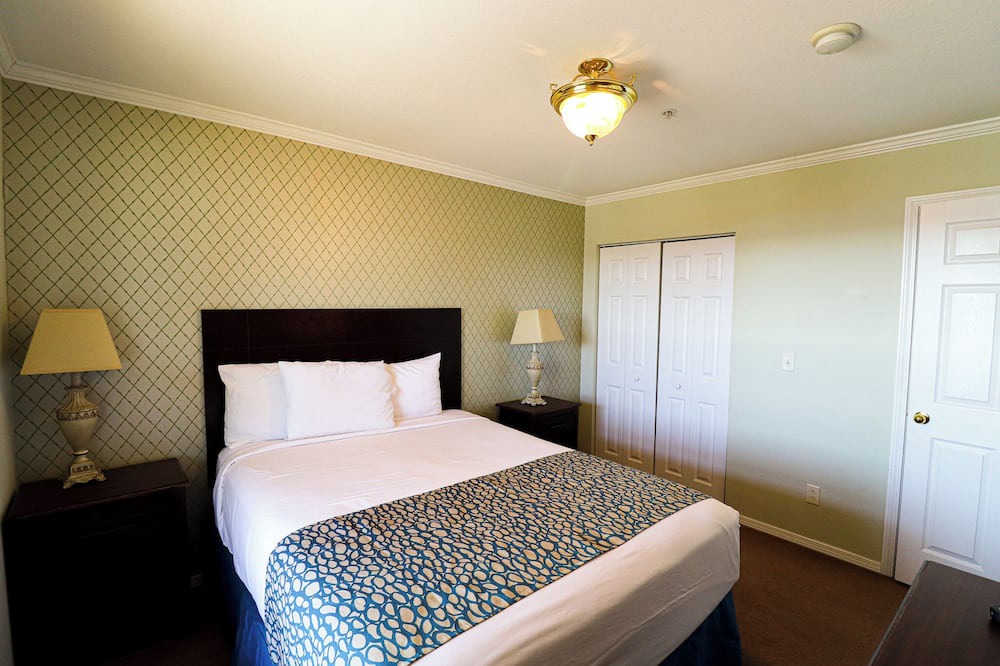 Photo of Bedroom in Kimberling City