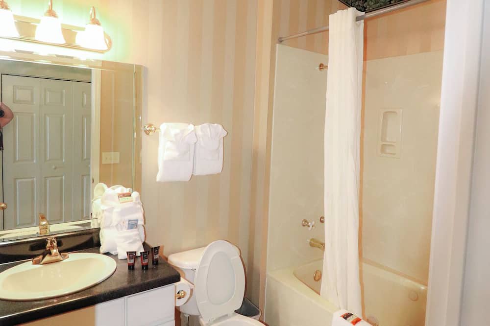 Photo of Bathroom in Kimberling City