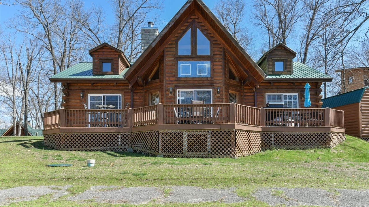 Photo of Outdoor in Branson Cedars
