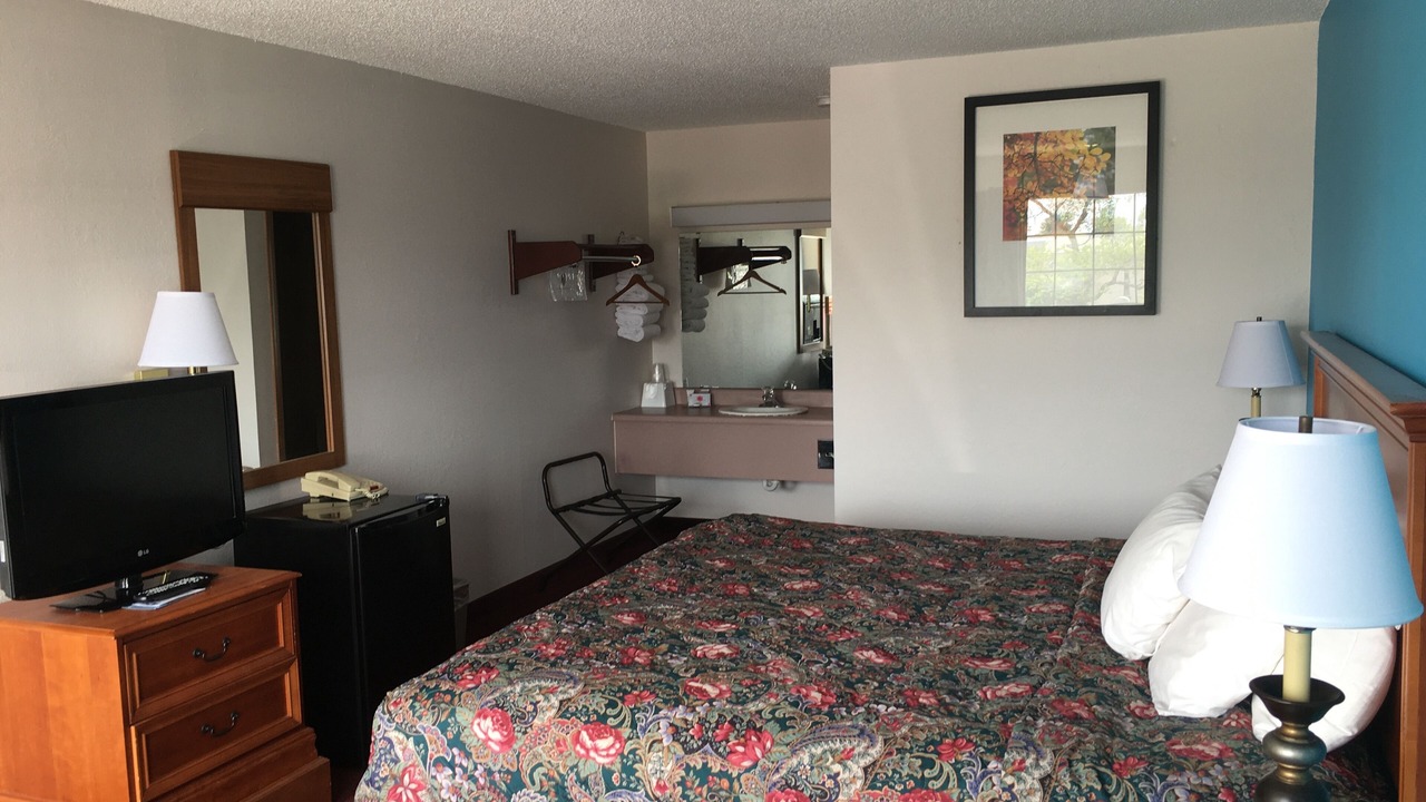 Photo of Bedroom in Branson