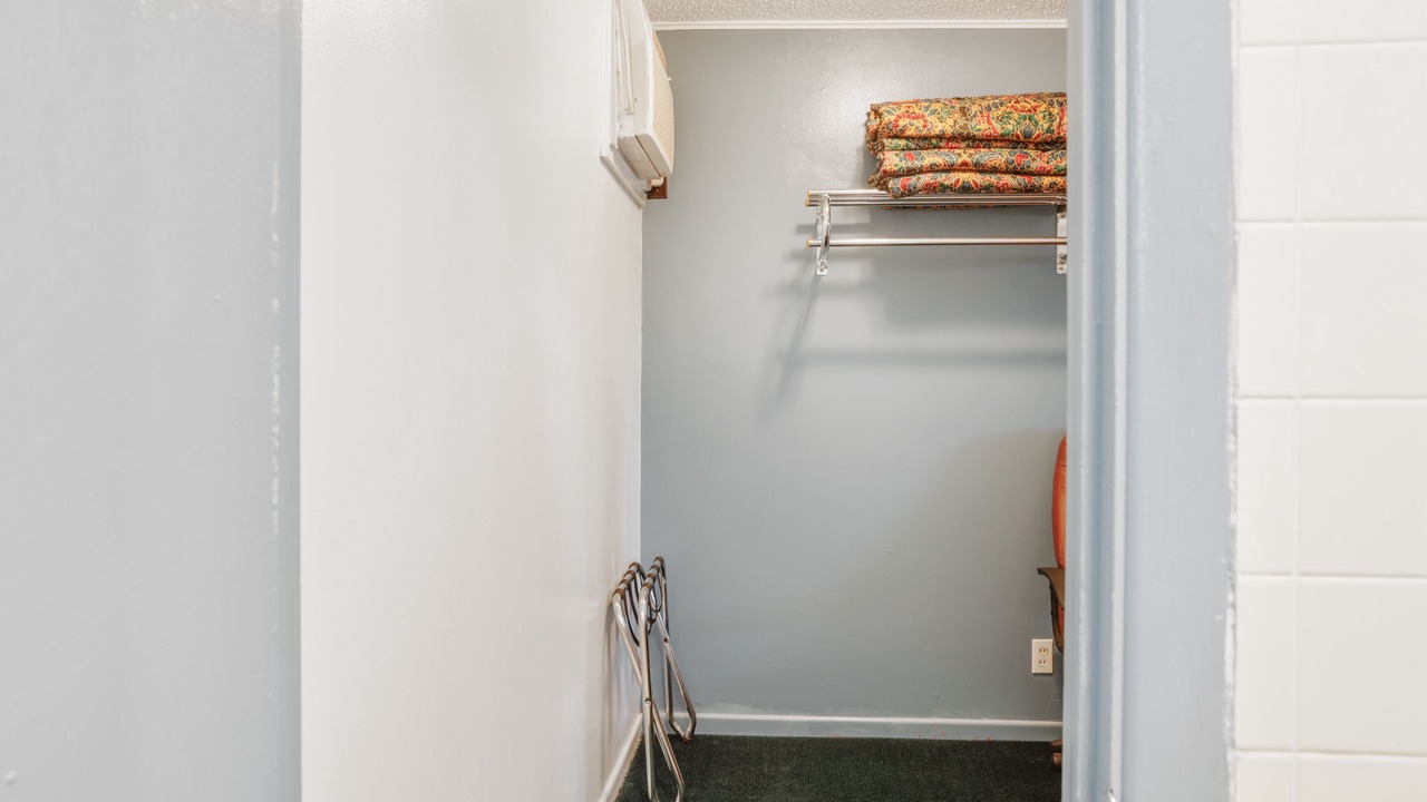 Photo of Bedroom in Liberal