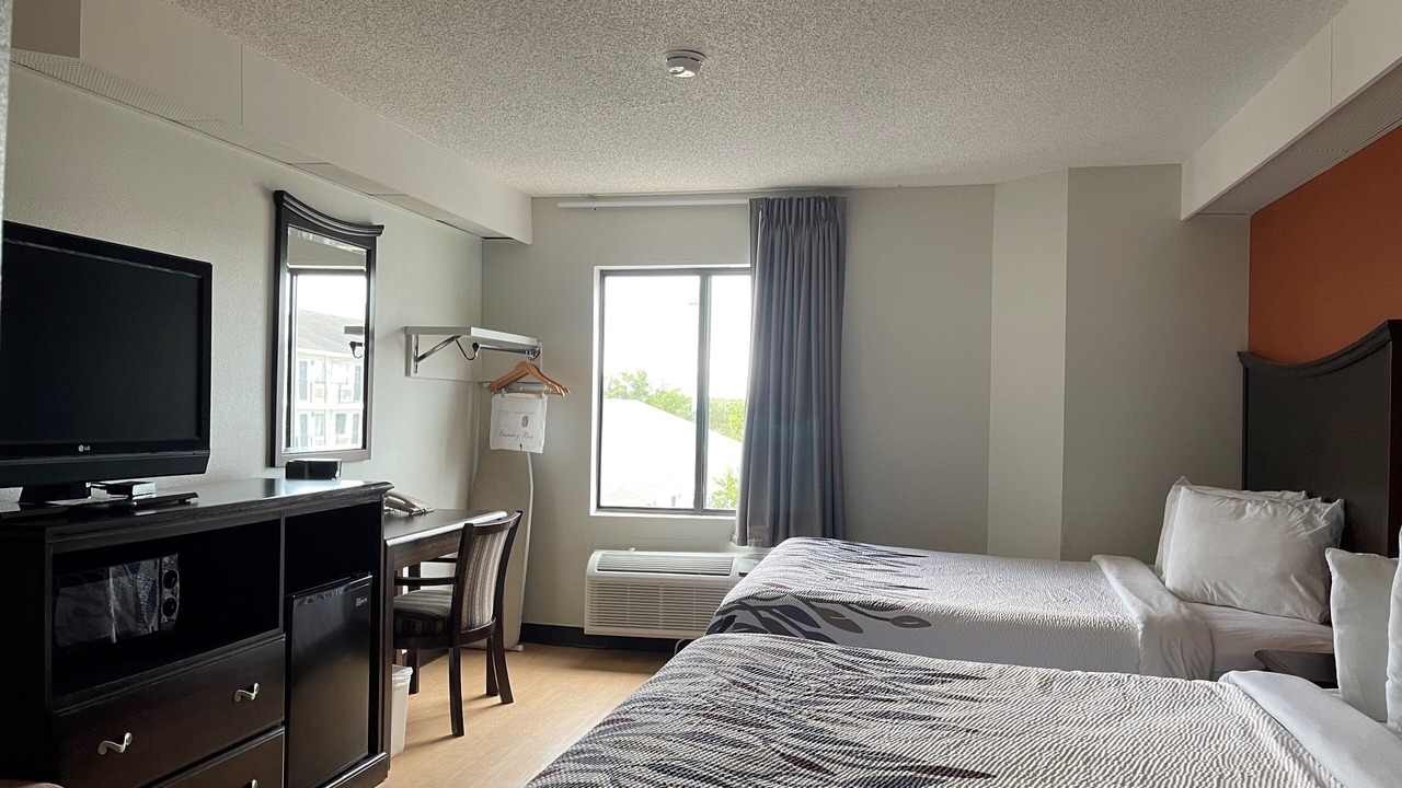 Photo of Bedroom in Branson