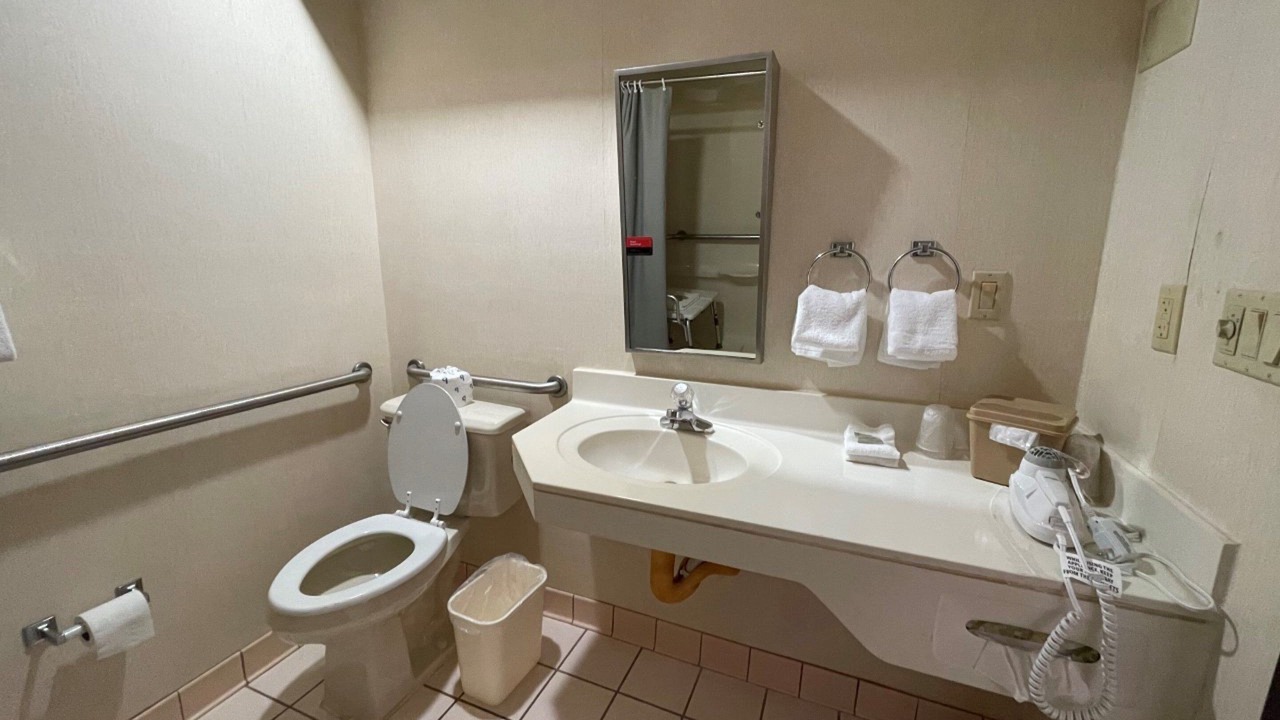 Photo of Bathroom in Branson