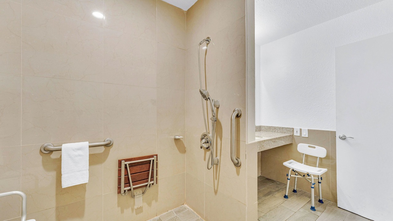 Photo of Bathroom in Branson