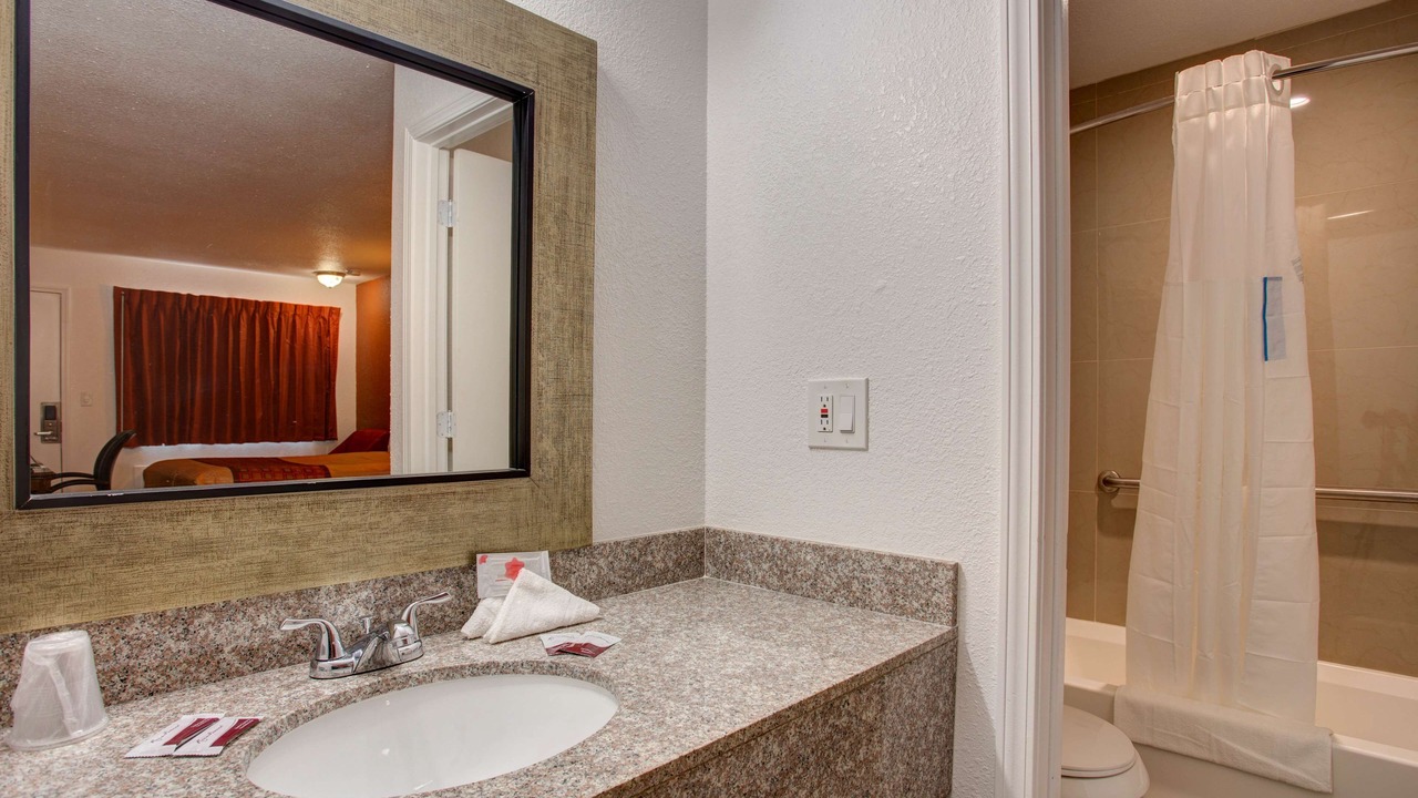 Photo of Bathroom in Branson