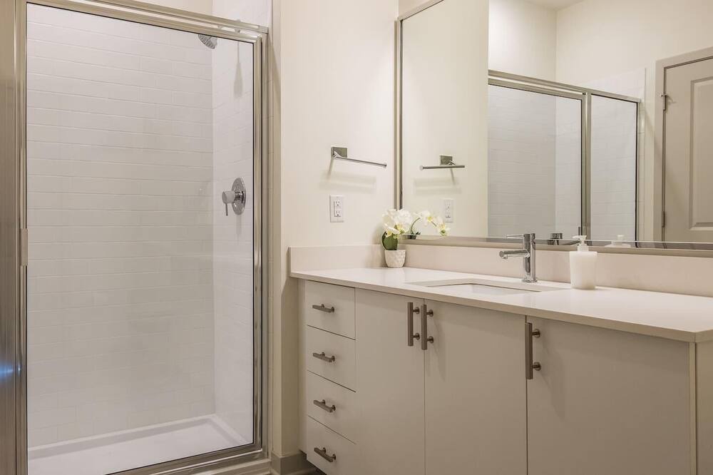 Photo of Bathroom in Butchertown