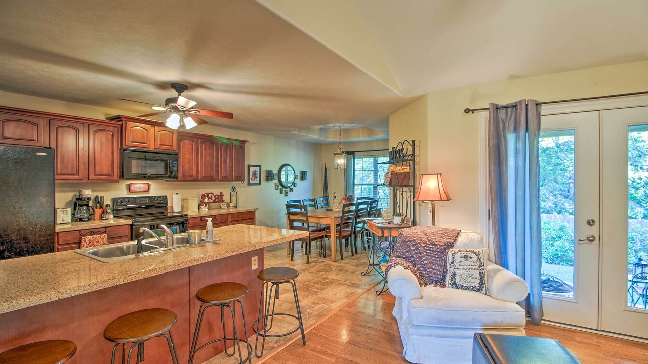 Photo of Livingroom in Blue Eye