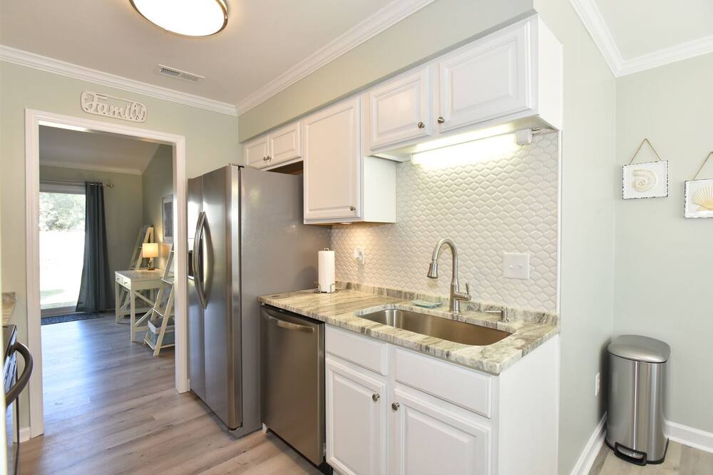 Photo of Kitchen in Piney Green