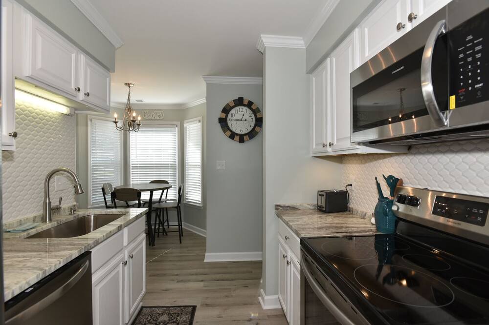 Photo of Kitchen in Piney Green