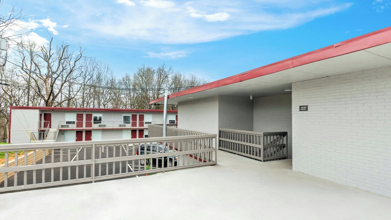 Photo of Outdoor in Radcliff