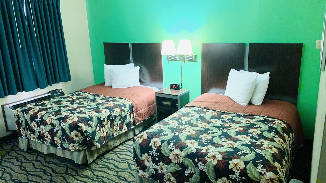 Photo of Bedroom in Liberal