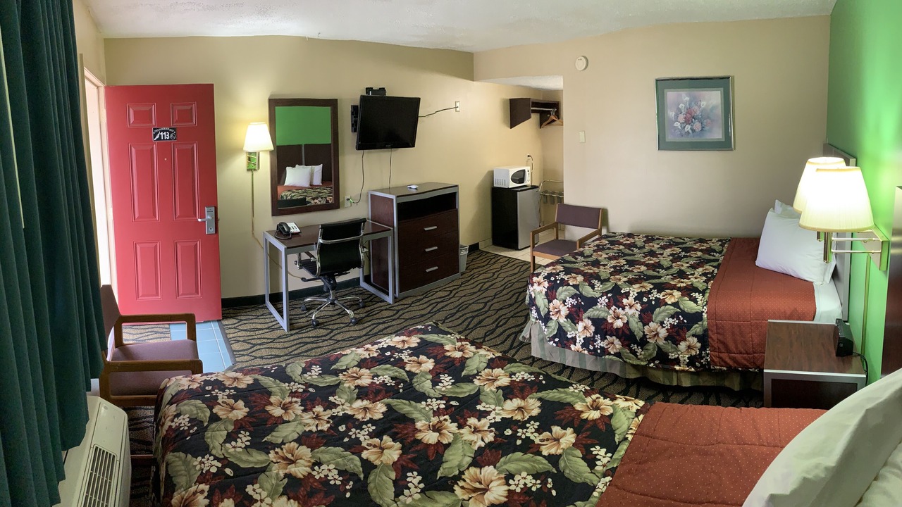 Photo of Bedroom in Liberal