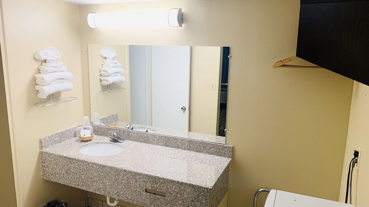 Photo of Bathroom in Liberal
