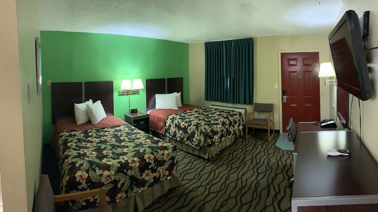 Photo of Bedroom in Liberal