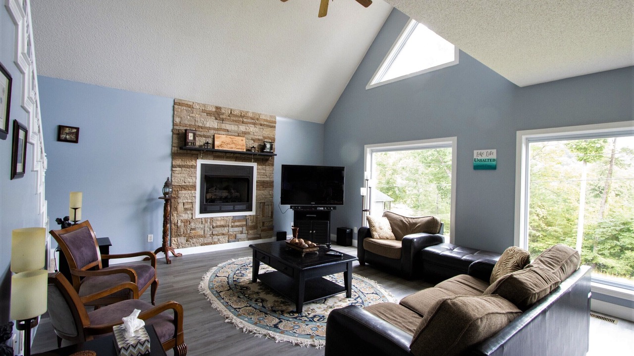 Photo of Livingroom in Sloans Valley