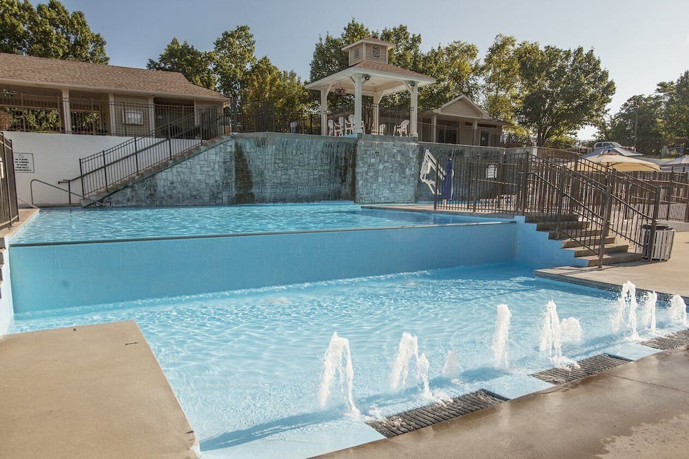 Photo of Outdoor in Branson West