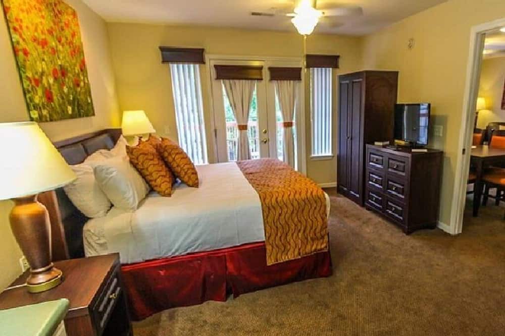 Photo of Bedroom in Branson