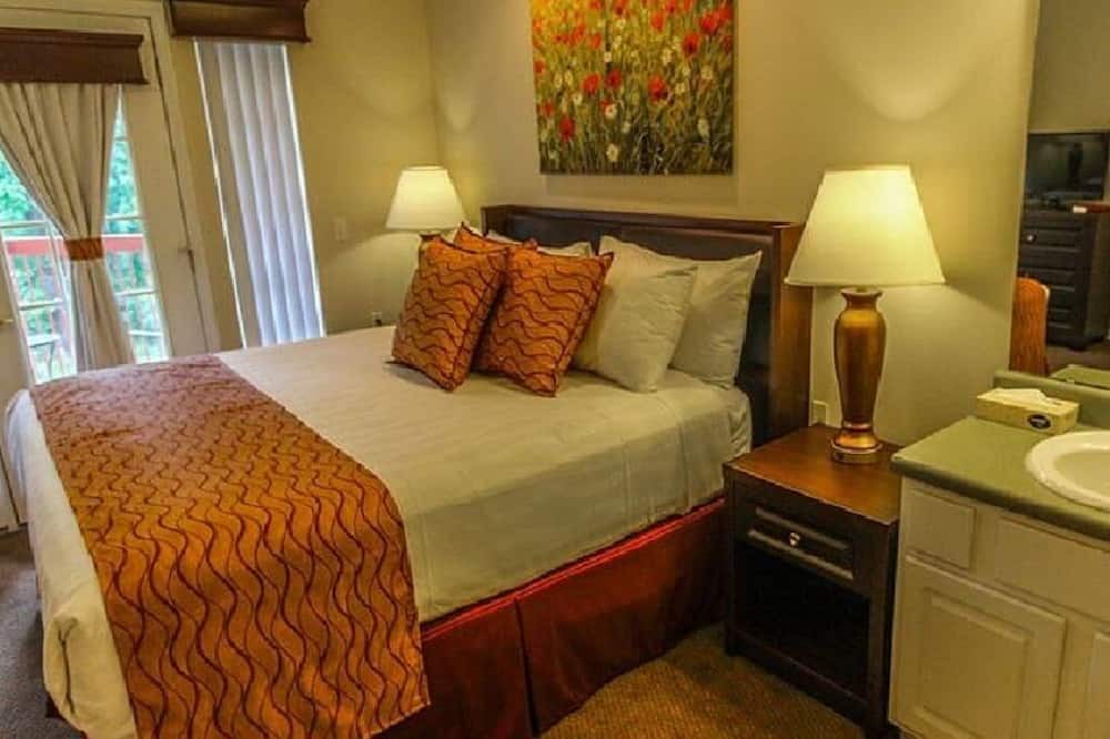 Photo of Bedroom in Branson