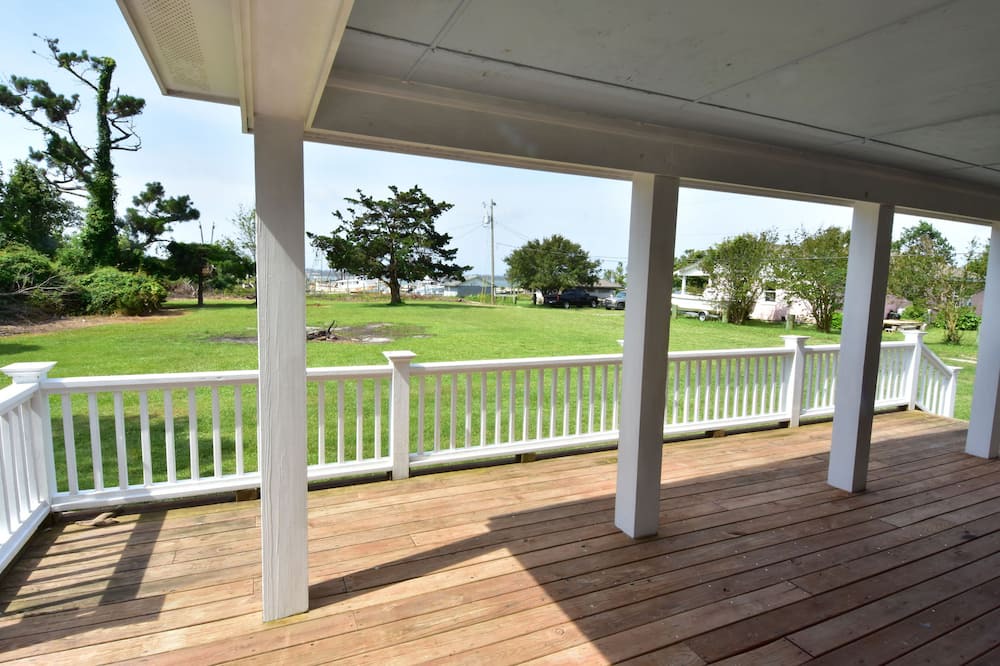 Photo of Outdoor in Marshallberg