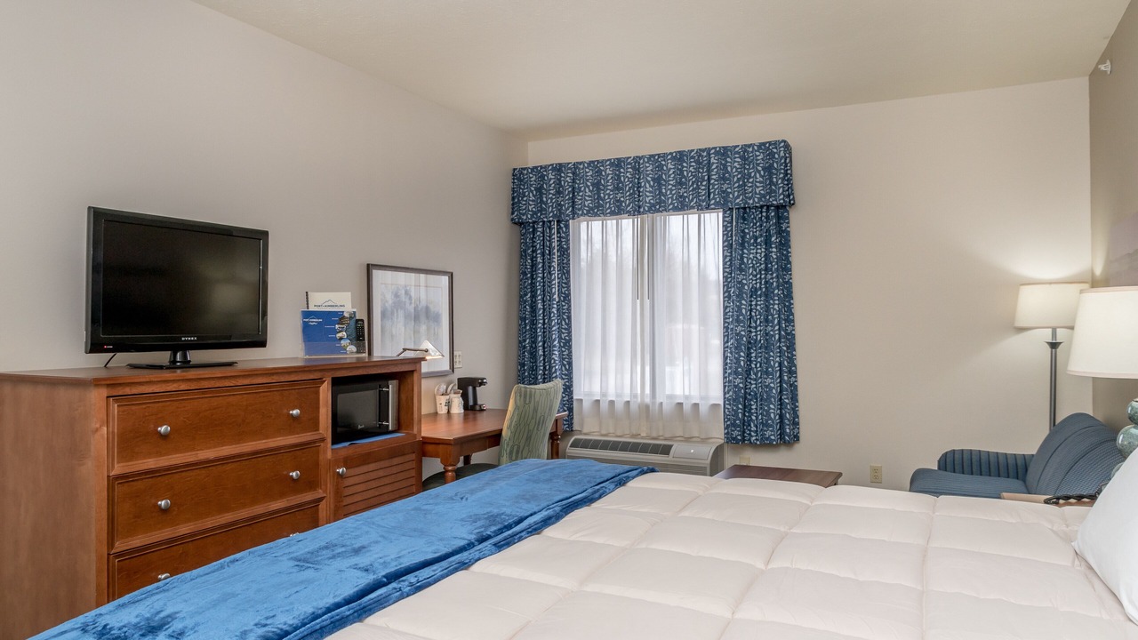 Photo of Bedroom in Kimberling City