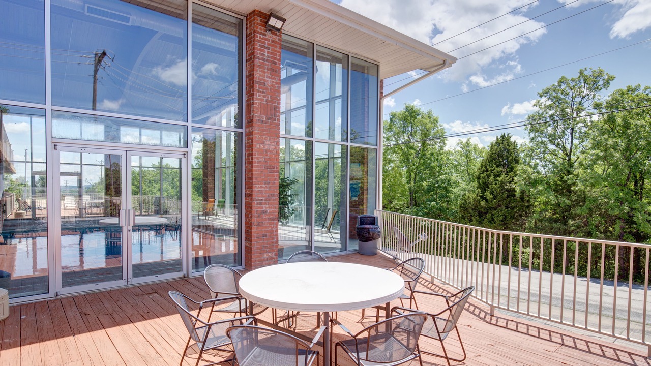 Photo of Patio Balcony in Branson Theater District