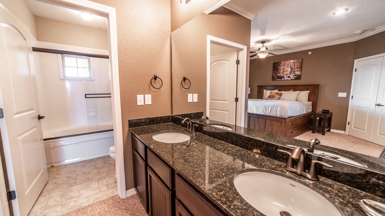 Photo of Bathroom in Table Rock