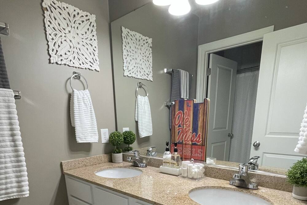 Photo of Bathroom in Oxford