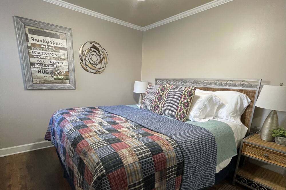 Photo of Bedroom in Oxford