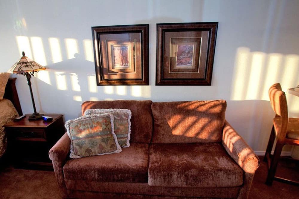 Photo of Bedroom in Kimberling City