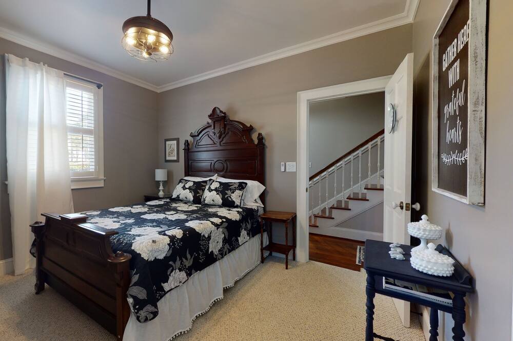 Photo of Bedroom in Bath