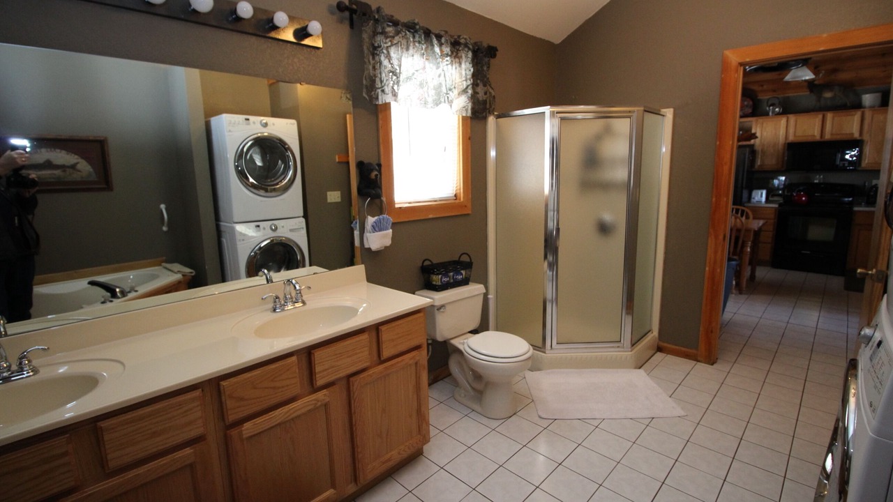 Photo of Others in Notch Estates