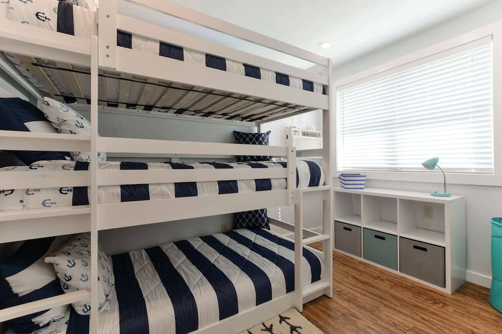 Photo of Bedroom in Lampe