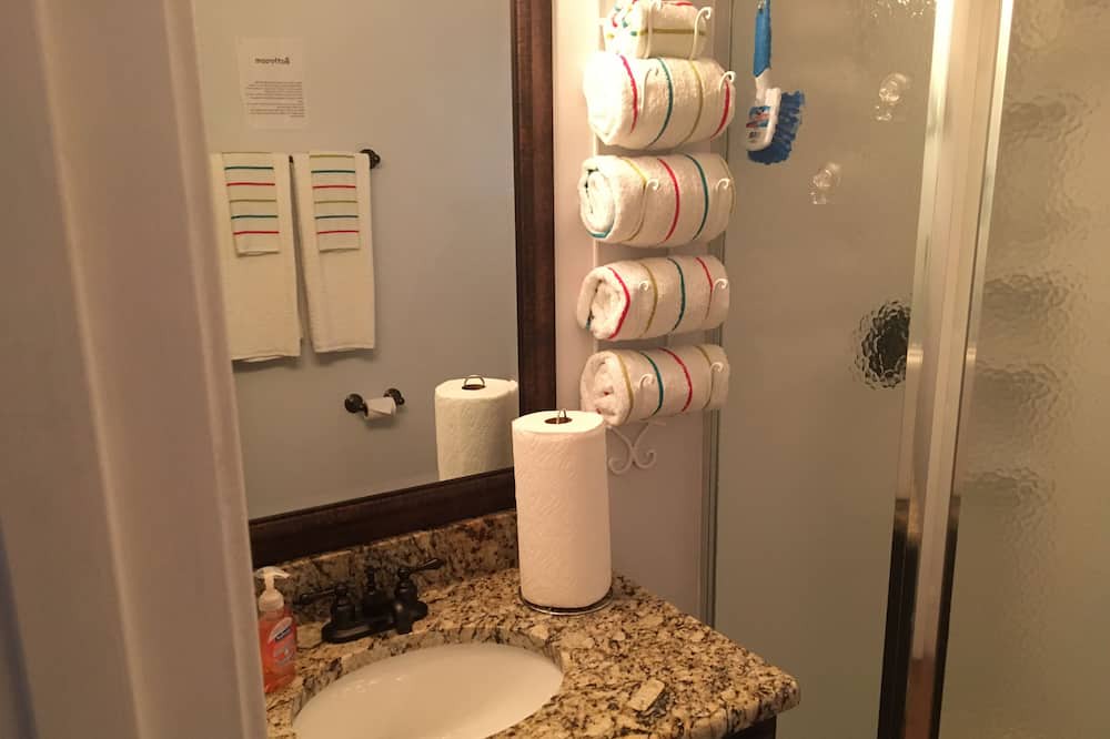 Photo of Bathroom in Lampe