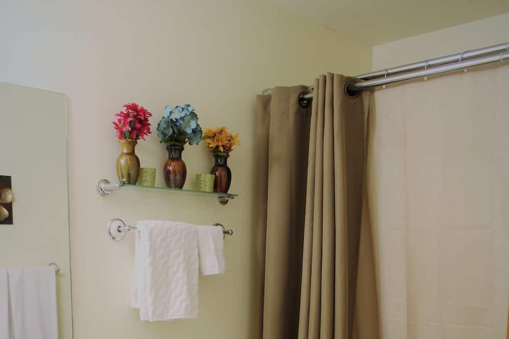Photo of Bathroom in Hollister