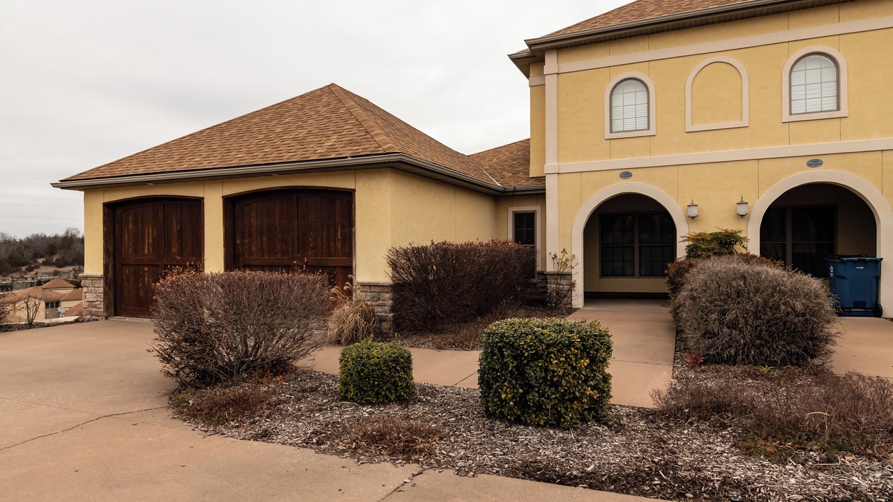 Photo of Outdoor in Fieldstone Bluffs
