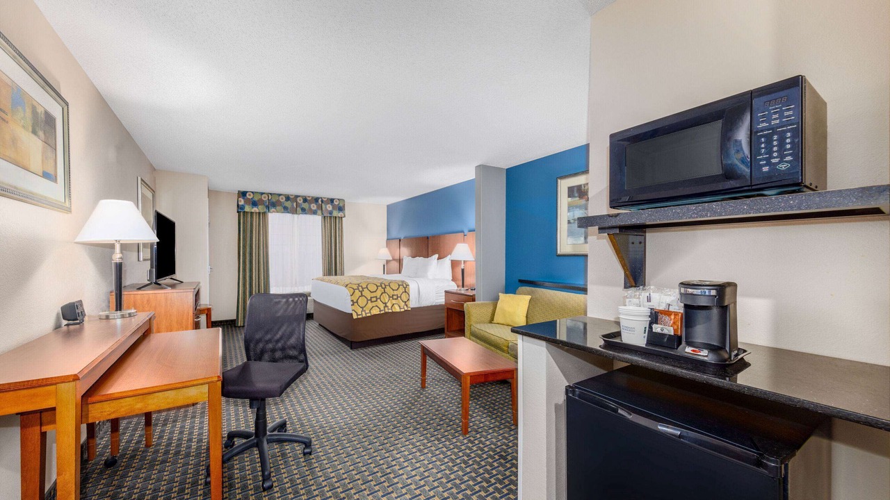 Photo of Livingroom in Pratt