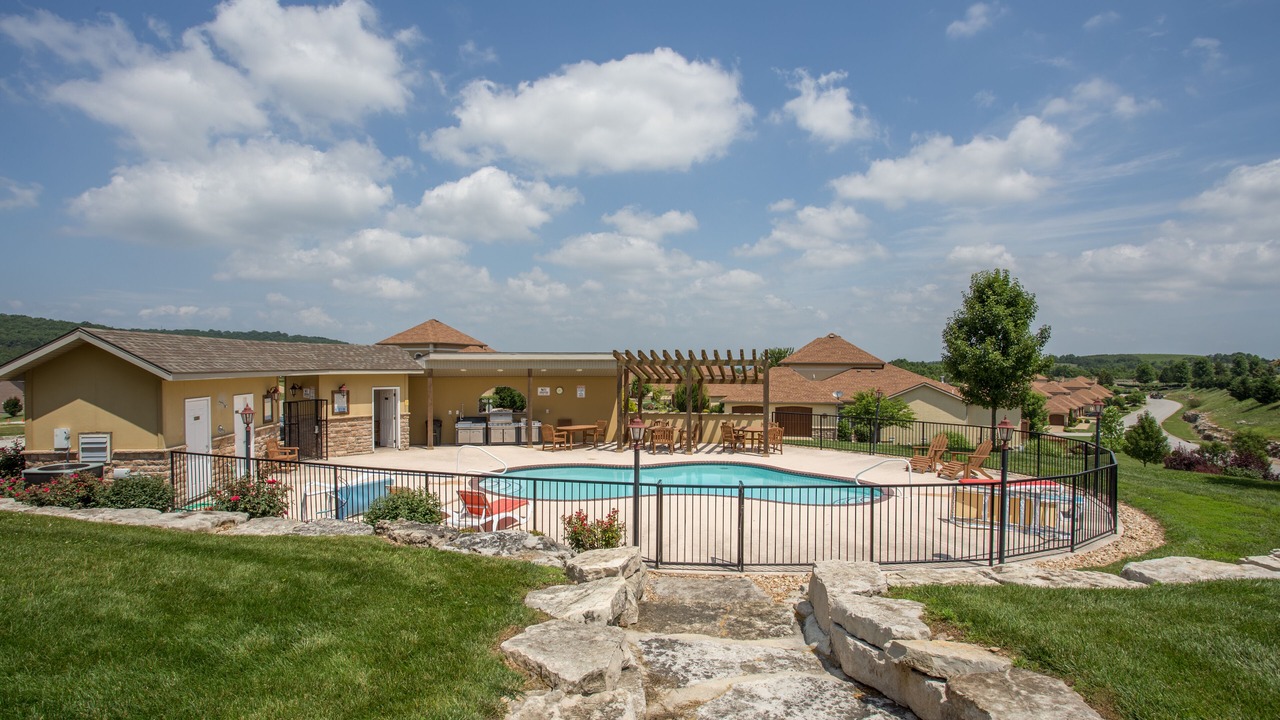 Photo of Outdoor in Fieldstone Bluffs