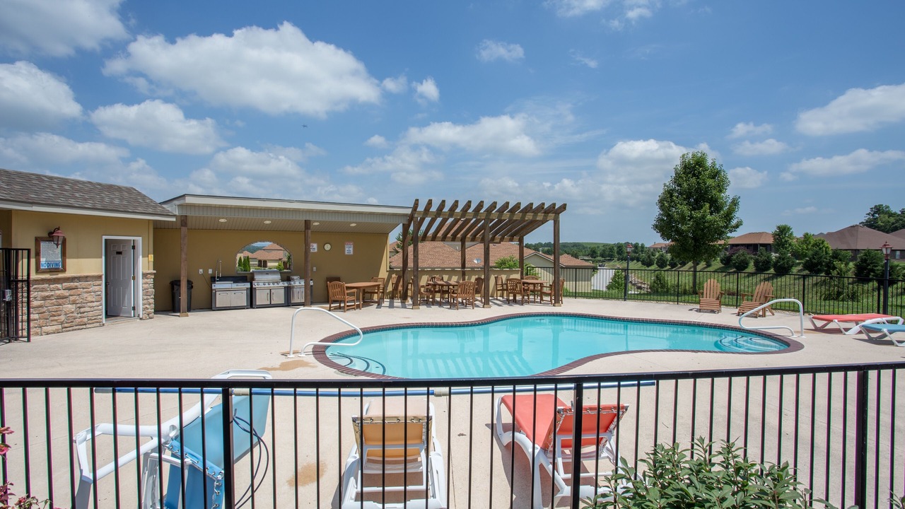 Photo of Outdoor in Fieldstone Bluffs