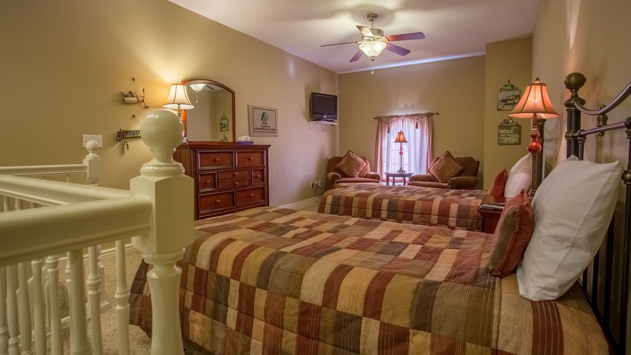 Photo of Bedroom in Fieldstone Bluffs