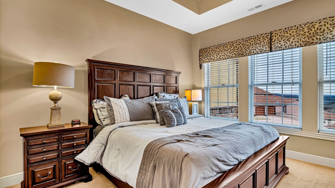 Photo of Bedroom in Fieldstone Bluffs