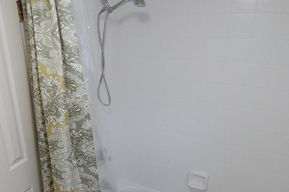 Photo of Bathroom in Midtown