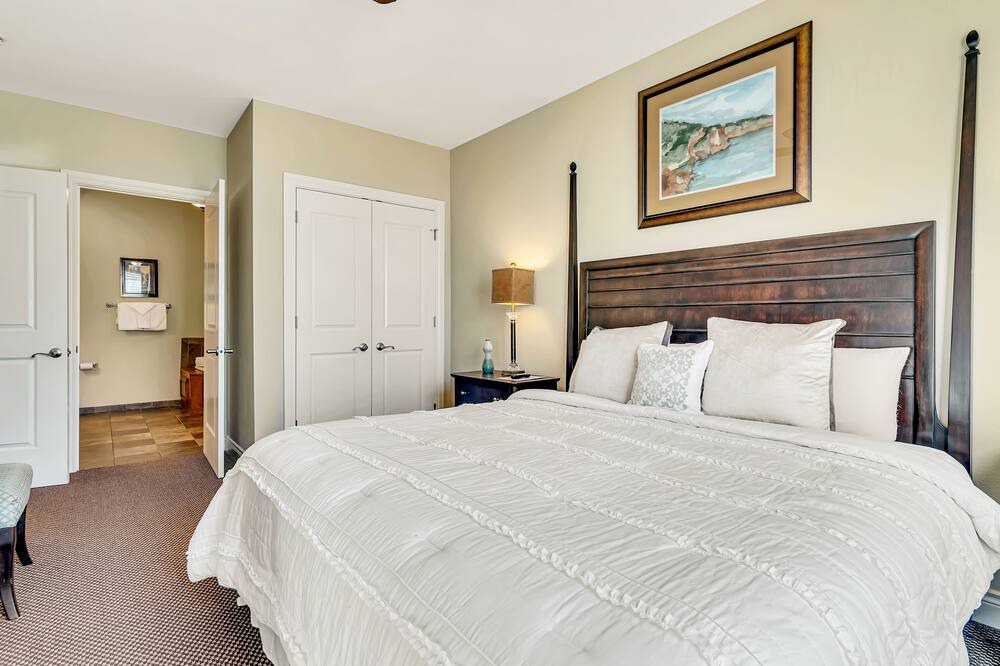 Photo of Bedroom in Branson