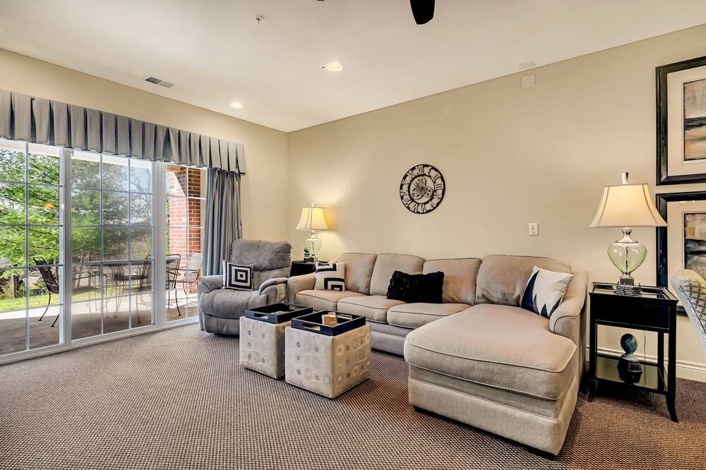 Photo of Livingroom in Branson