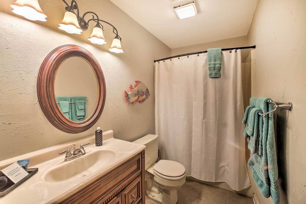 Photo of Bathroom in Table Rock