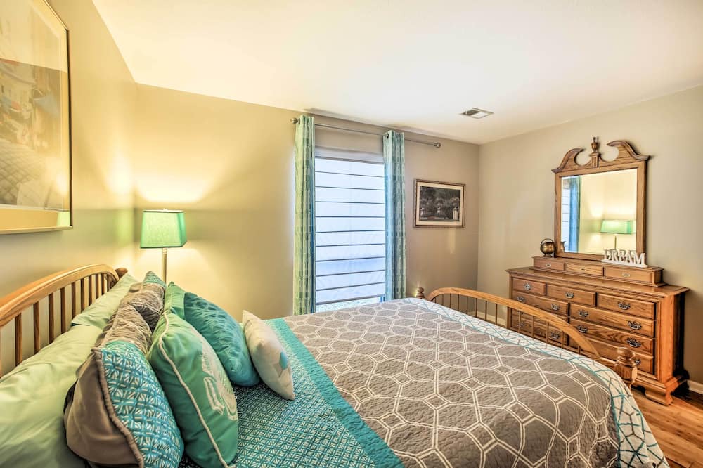 Photo of Bedroom in Table Rock